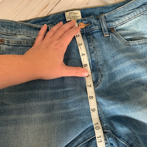 🆕J. Crew slim broken in boyfriend jeans - Picture 6 of 9